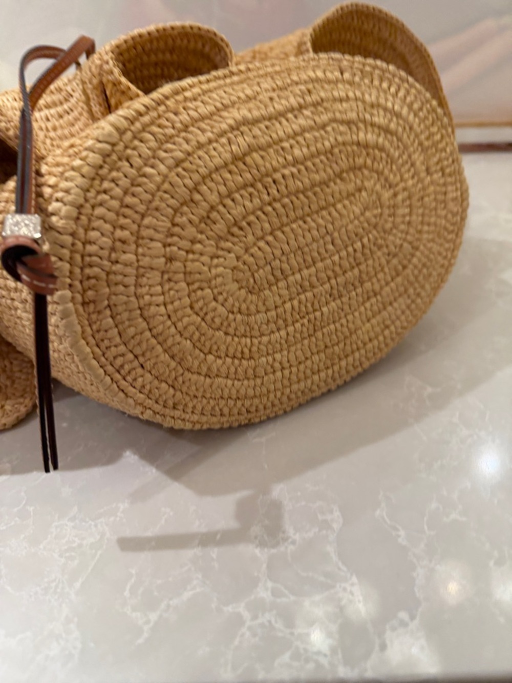 Loewe raffia Ruffled Bucket Bag with Leather handle - Picture 3 of 11